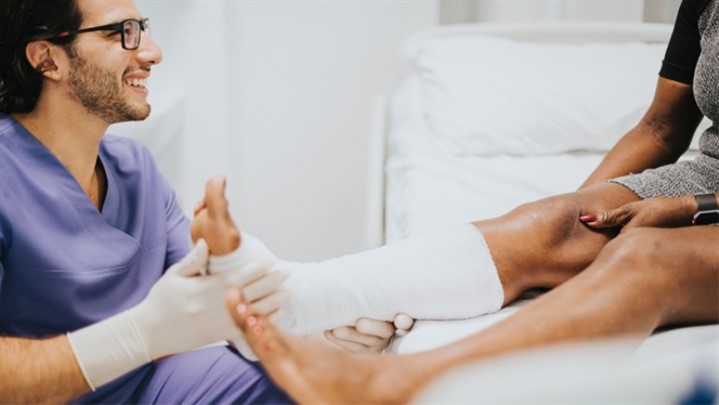 درمان شکستگی استخوان ران و ساق پا با فیزیوتراپی و ورزش