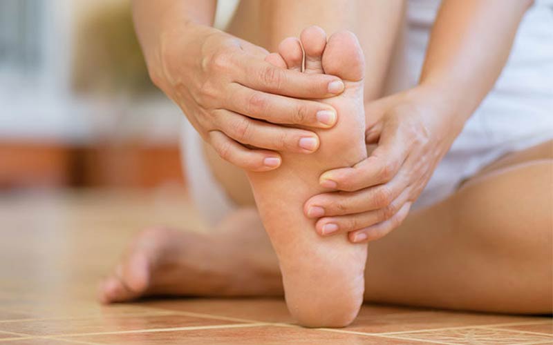 دکتر فوق تخصص پا درد: چگونه یک متخصص ماهر می‌تواند به شما کمک کند؟